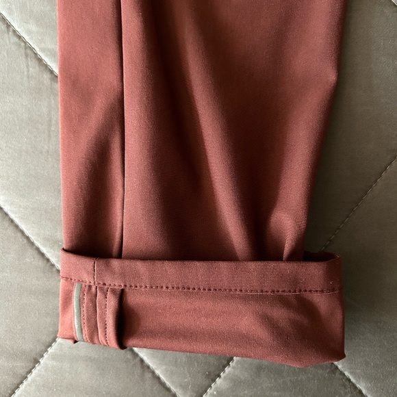 Lululemon ABC Skinny-Fit 5-Pocket Pant - Picture 4 of 5